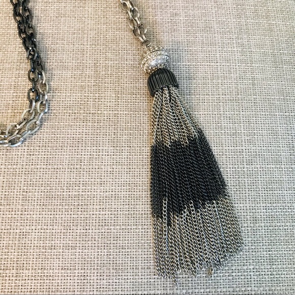 Silver and Black Nygard Necklace - Picture 4 of 8